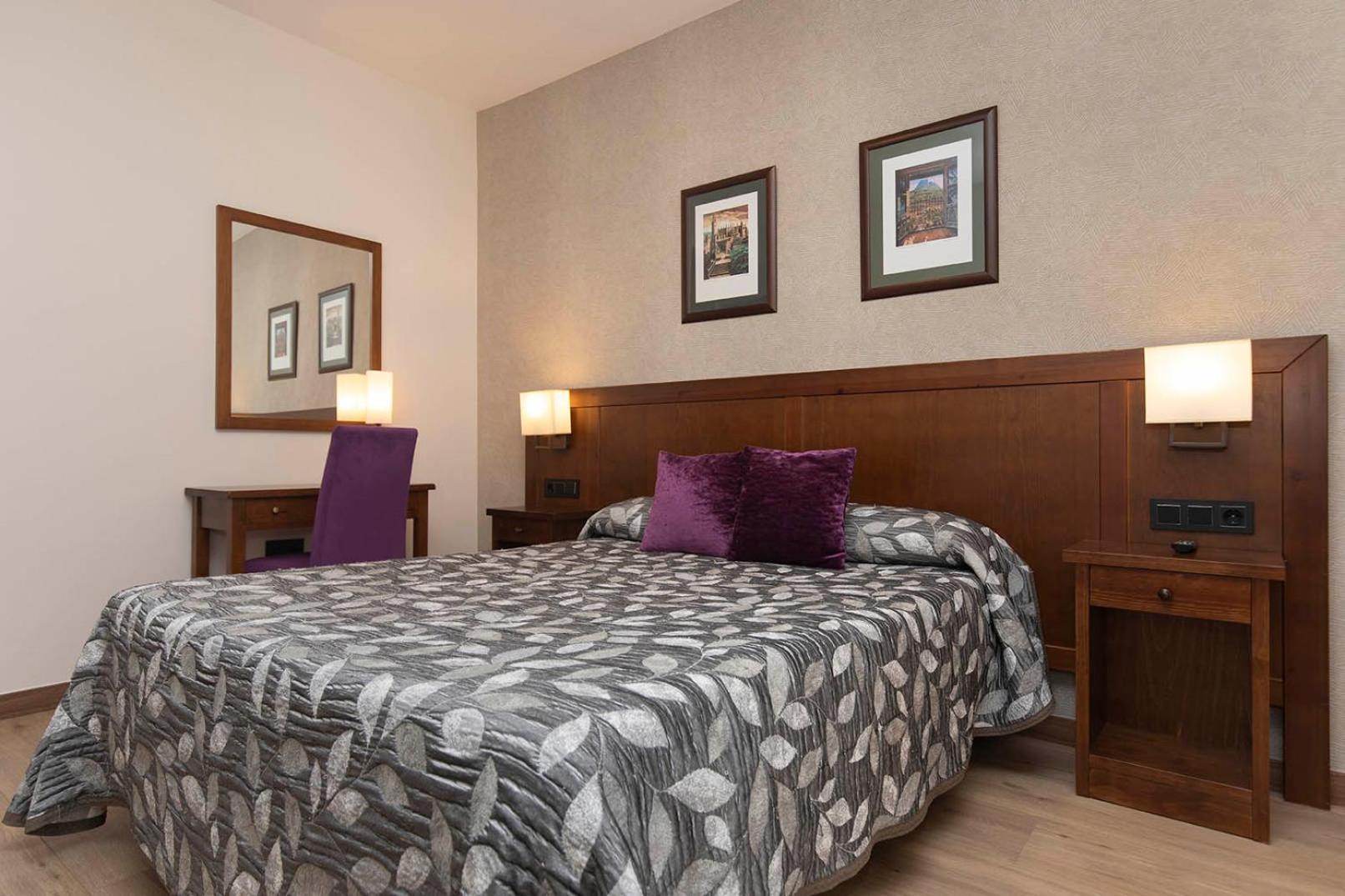 Hotel Cinca Escalona Εξωτερικό φωτογραφία